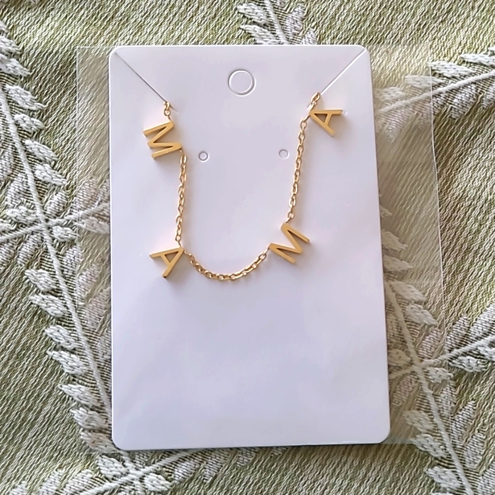 Mama Necklace